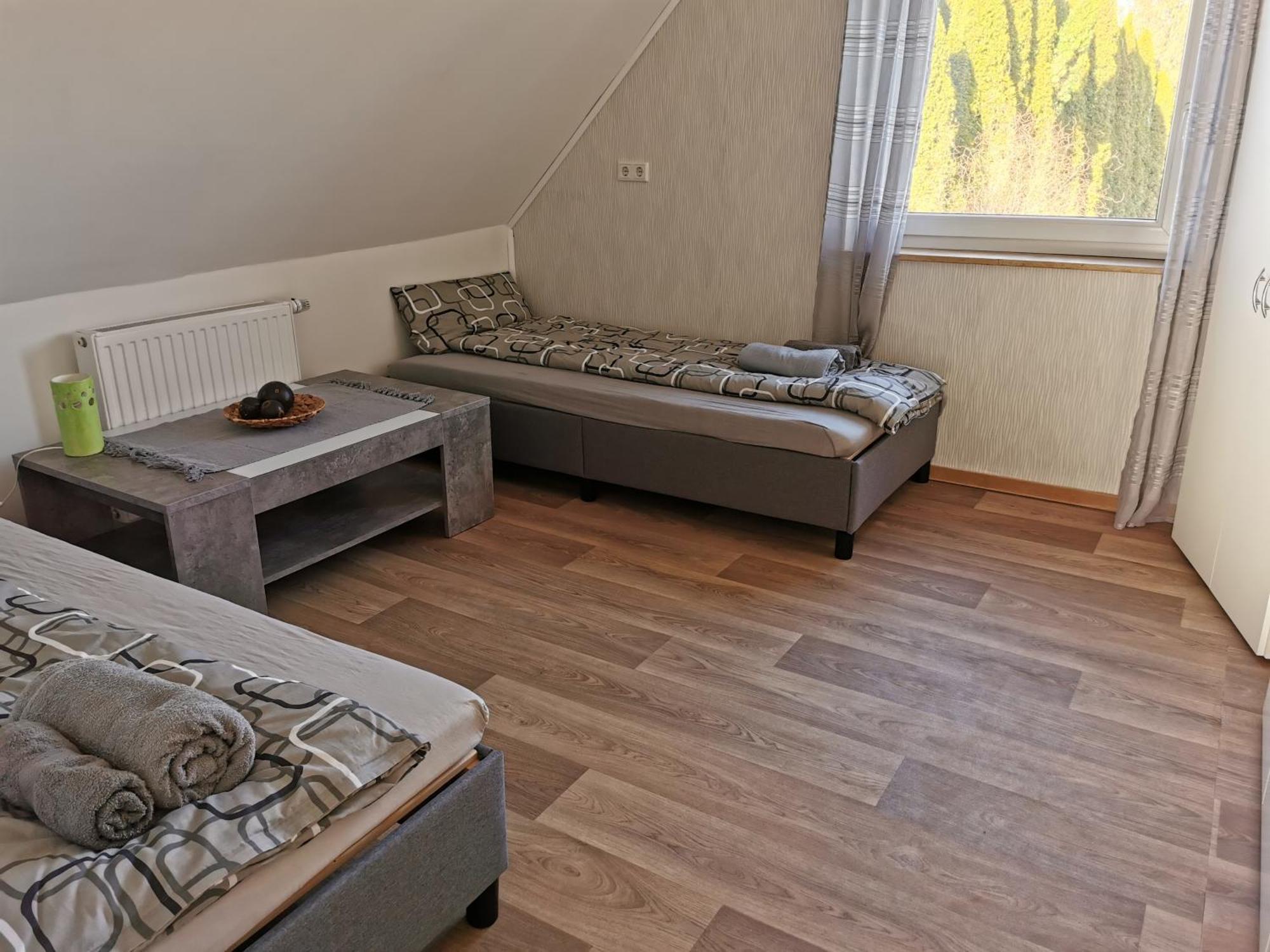 4-Zimmer-Wohnung Mit 6 Betten Bad Oeynhausen Buitenkant foto